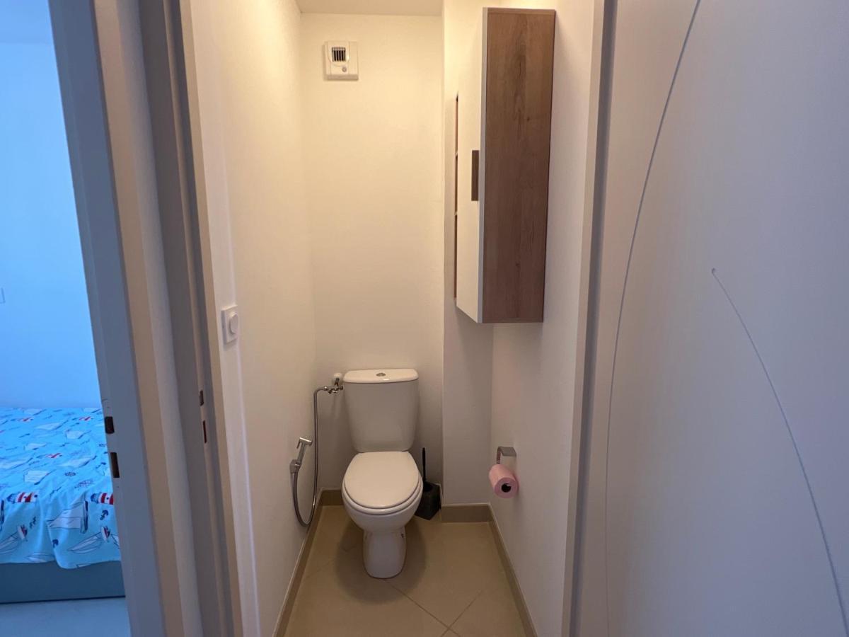 Superbe Appartement A Saint Pierre La Mer Buitenkant foto