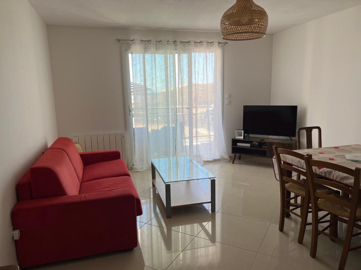Superbe Appartement A Saint Pierre La Mer Buitenkant foto